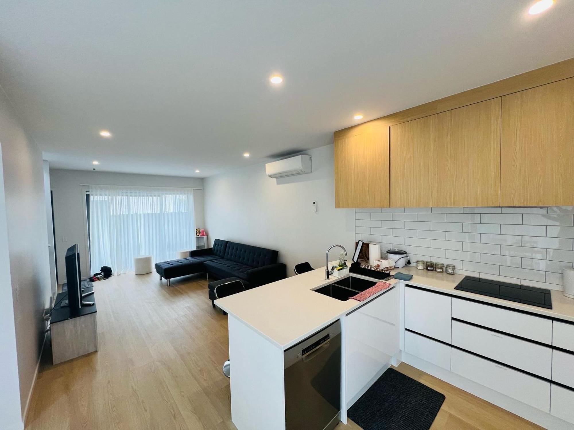 Central Modern 3-Bedroom,3- Bathroom House With Patio And Carpark- Lower Hutt City Centre المظهر الخارجي الصورة