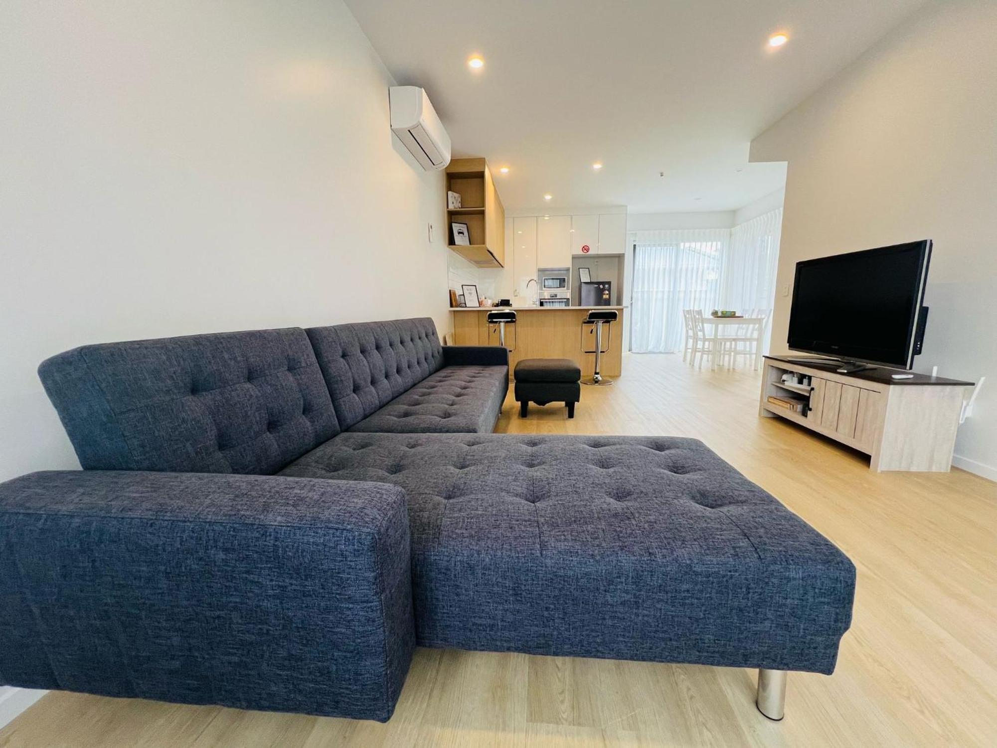Central Modern 3-Bedroom,3- Bathroom House With Patio And Carpark- Lower Hutt City Centre المظهر الخارجي الصورة