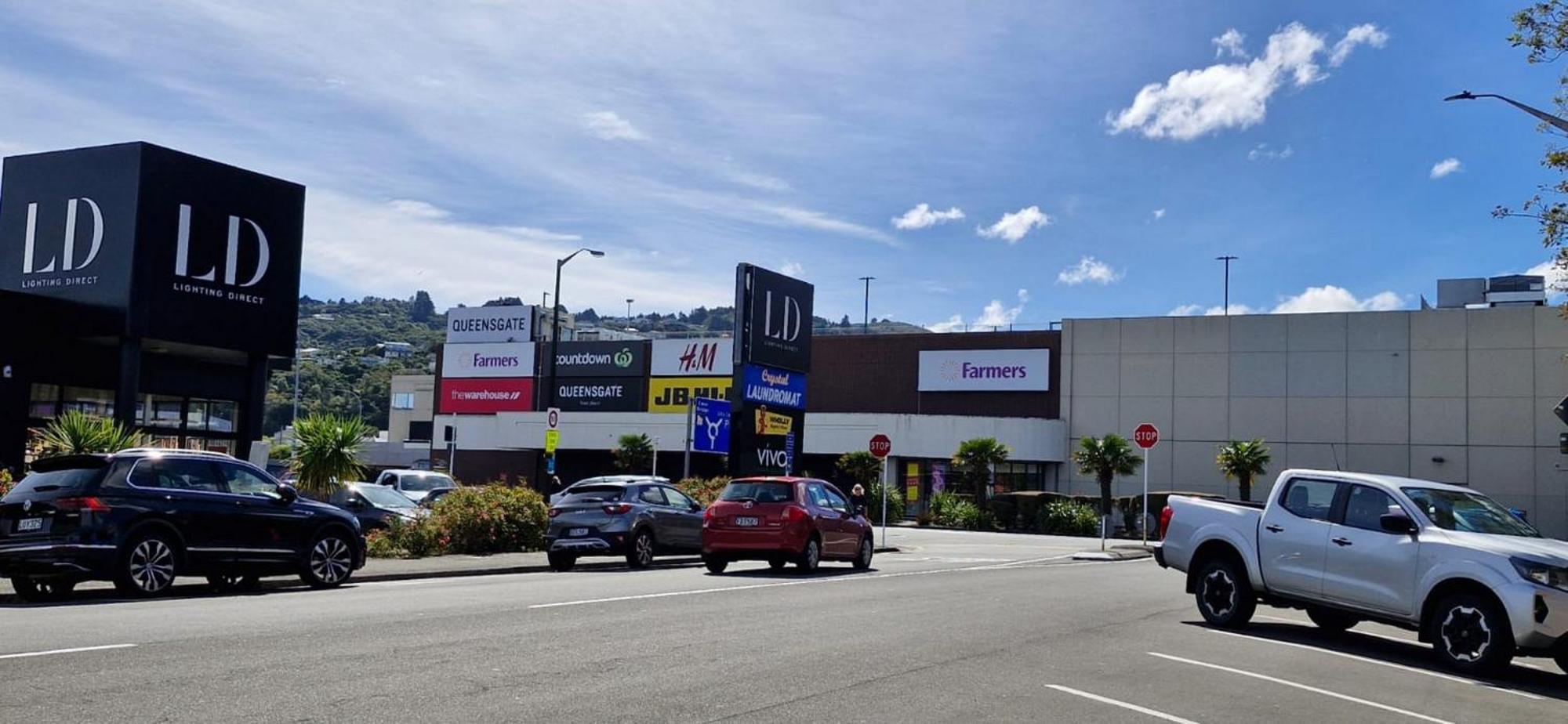 Central Modern 3-Bedroom,3- Bathroom House With Patio And Carpark- Lower Hutt City Centre المظهر الخارجي الصورة